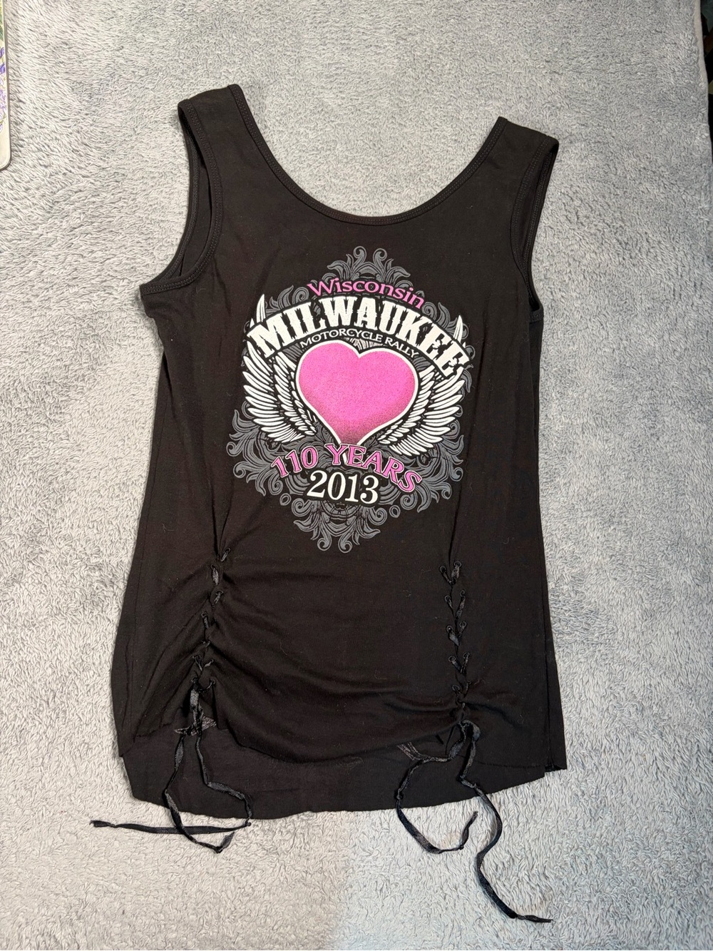 Motorcycle rally Milwaukee Wisconsin Women's Tank Top 2013 Vance bikewear large